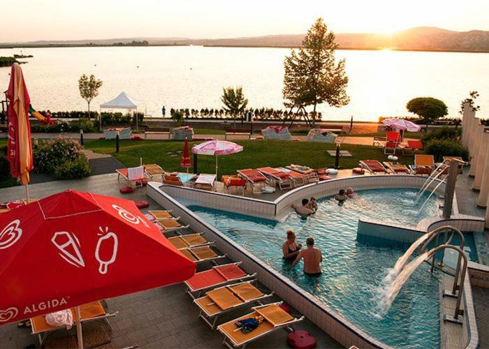 Velence Spa Lake Apartman Εξωτερικό φωτογραφία